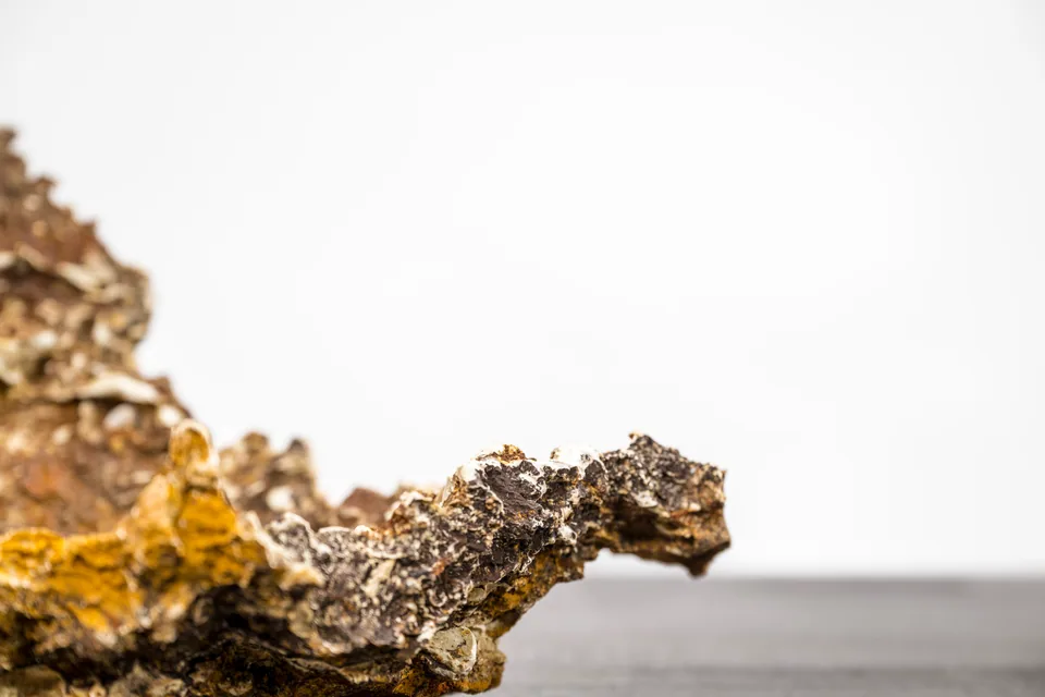 Rock creation Slab No. 46 — Edge detail