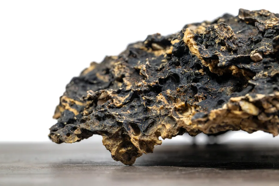 Rock creation Slab No. 59 — Edge profile in detail