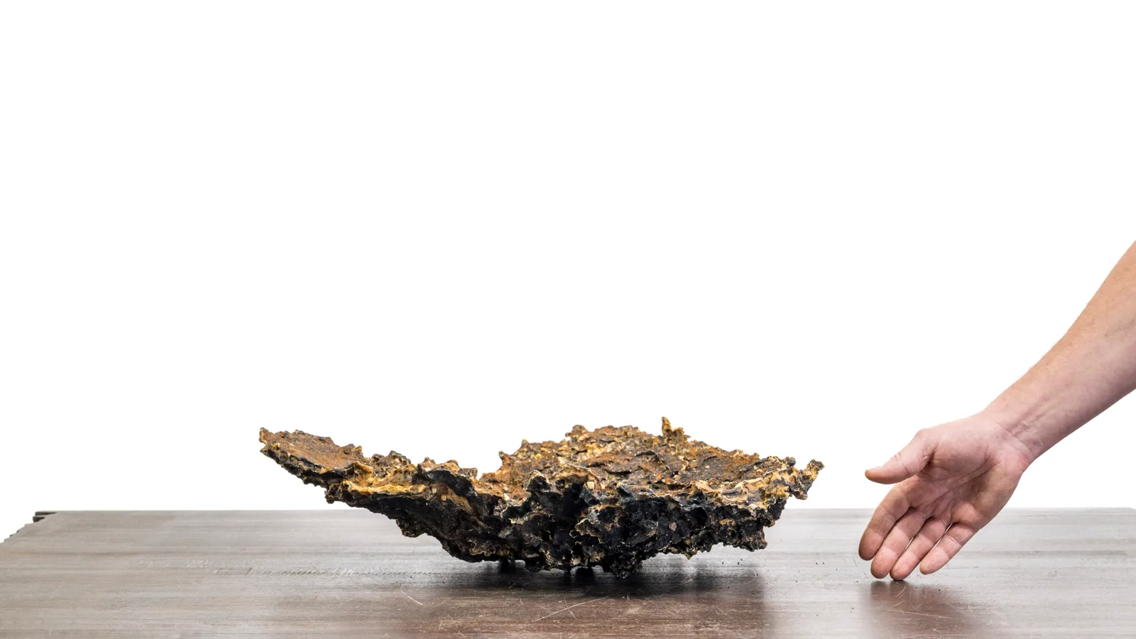 Rock creation Slab No. 59 — Opposite view with size comparison
