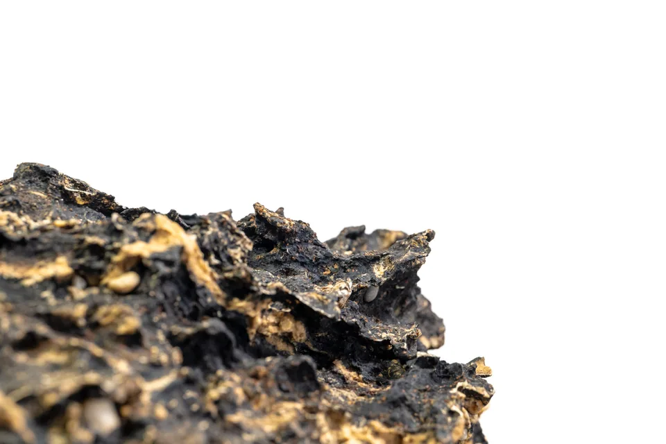 Rock creation Slab No. 59 — Edge detail